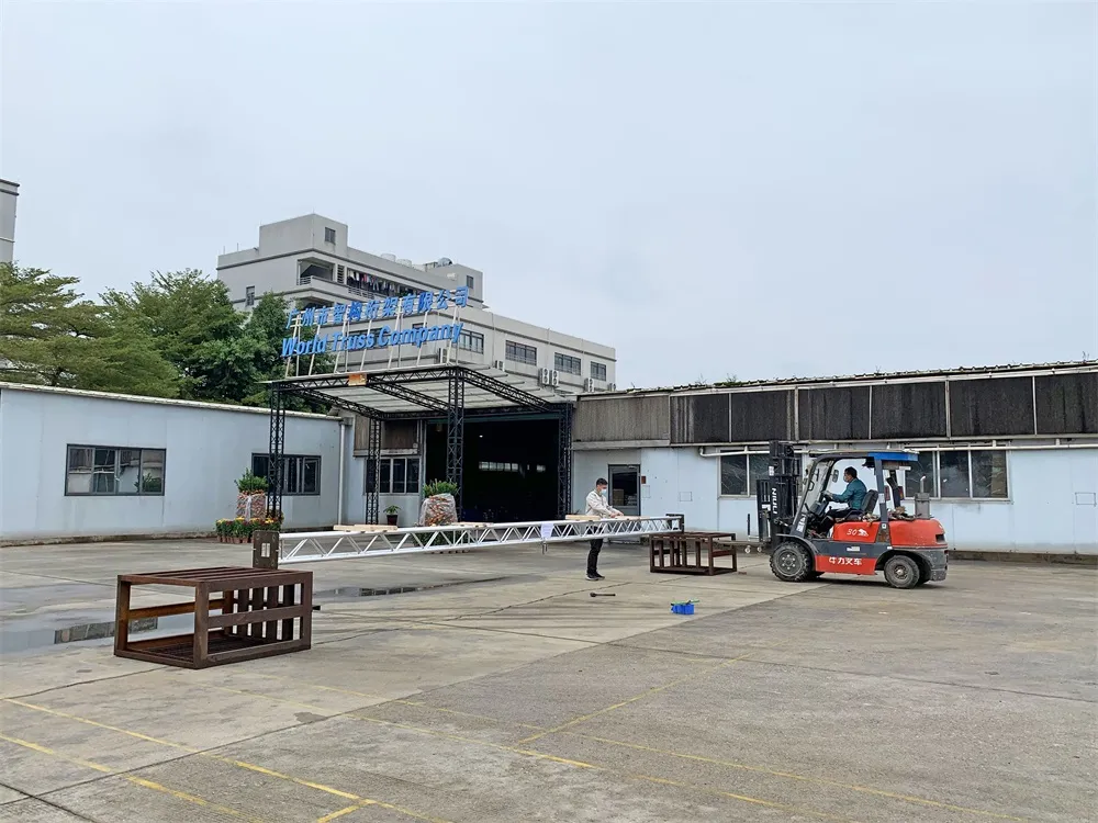 WTC Has Passed the Bearing Test of Manipulator Welding Truss