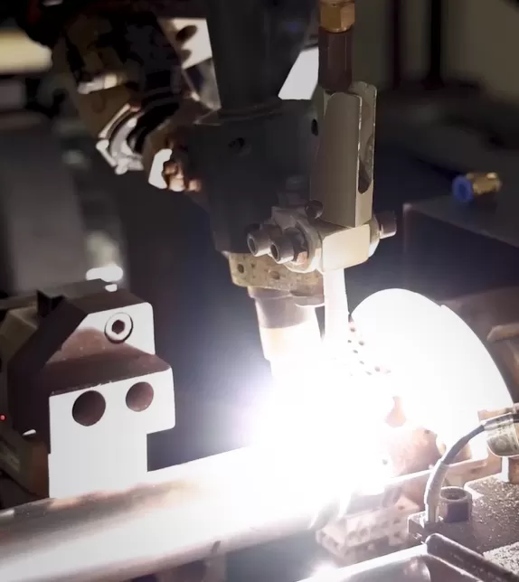 单桁架的多功能性：从音乐会舞台到工业吊装