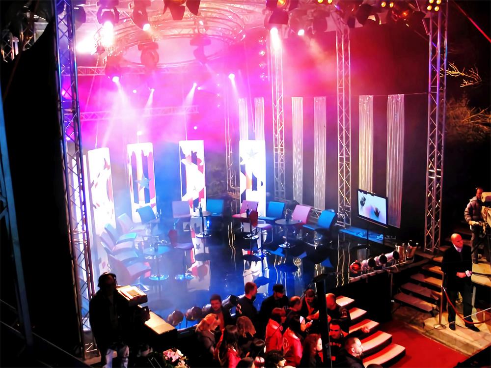 室外真人秀节目录制棚