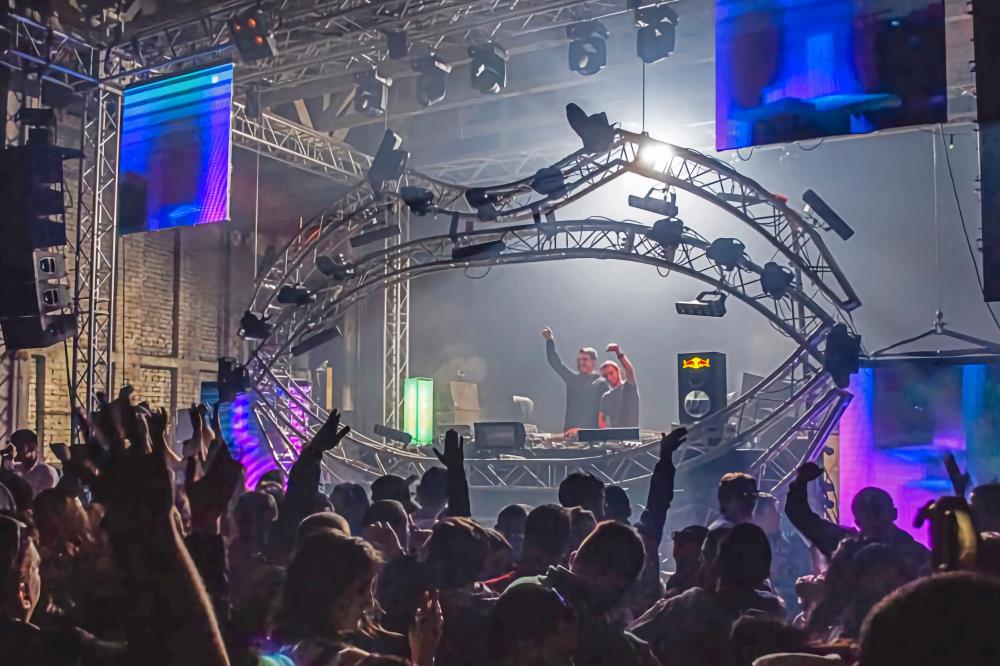 酒吧音乐演出活动