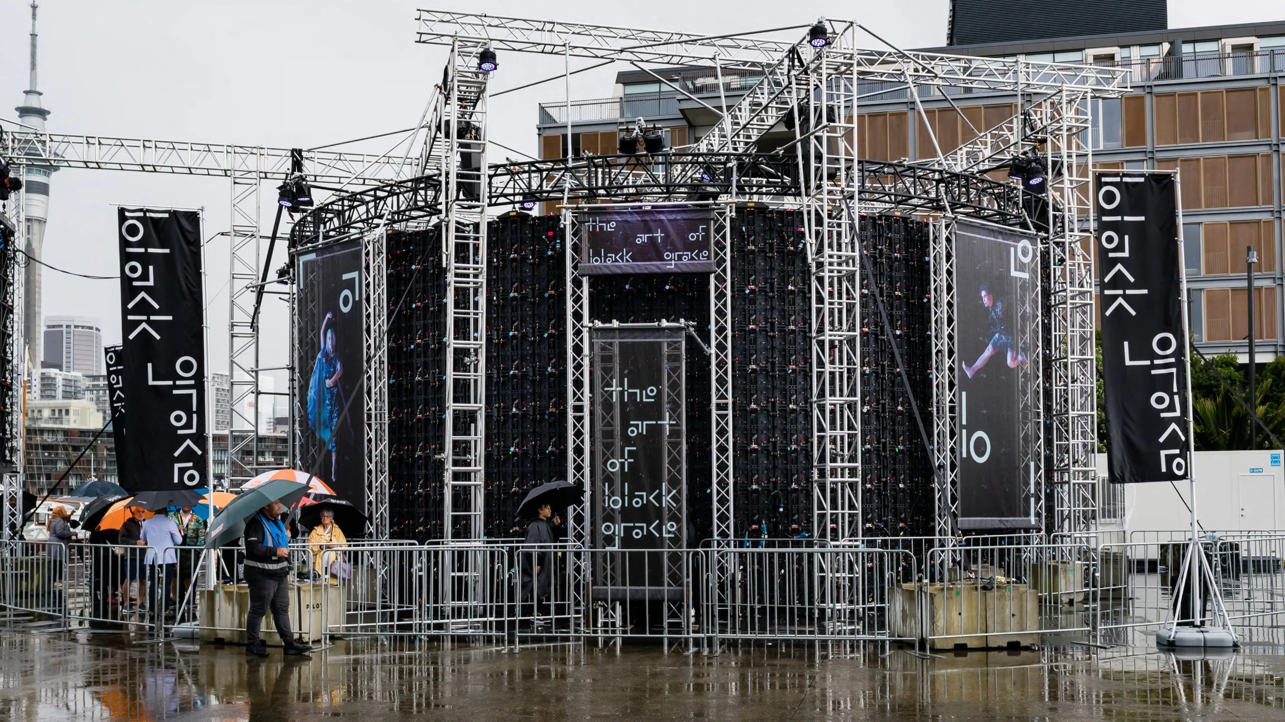 【智构桁架】黑色优雅的艺术15展览