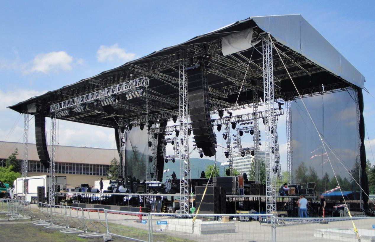 雷亚架 vs 插销架：一文读懂您的项目该怎么选